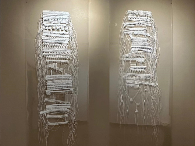 <span class="moveclass">Catheline van den Branden: Weaving I Restoring I Healing</span>