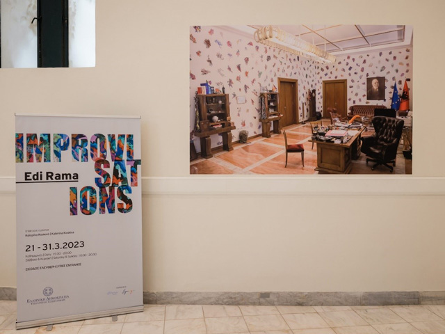 <span class="moveclass">IMPROVISATIONS - Edi Rama</span>