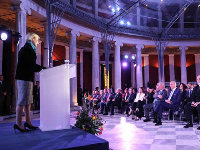 IMPROVISATIONS / Edi Rama
